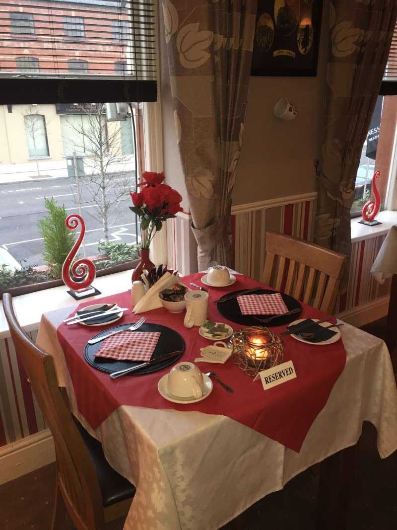 غرفة طعام صورة