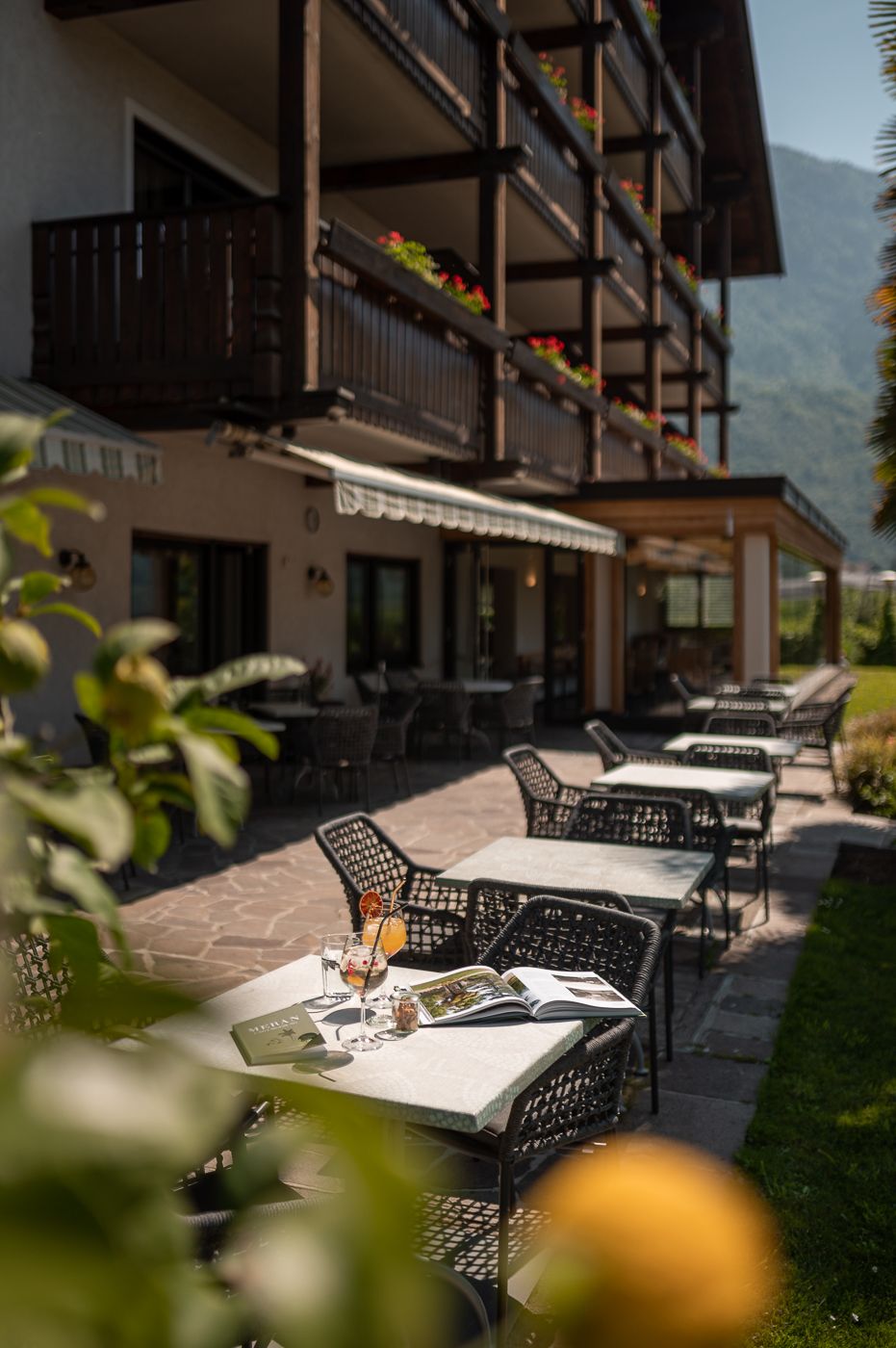 شرفة مرصوفة