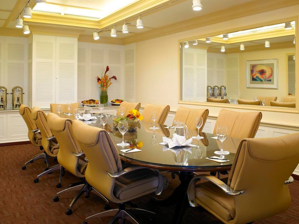 غرفة الاجتماعات