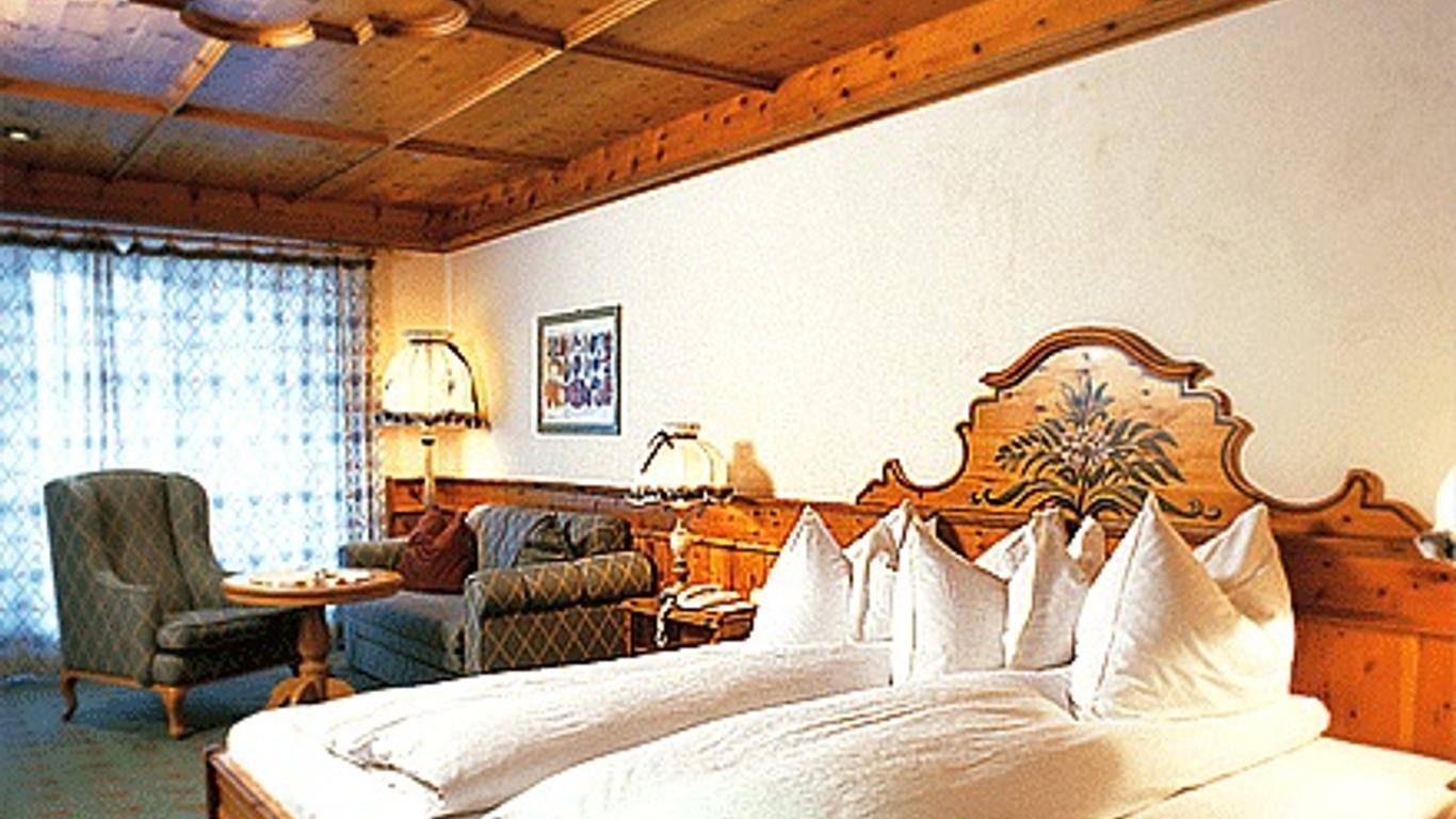 Muju Tirol Hotel