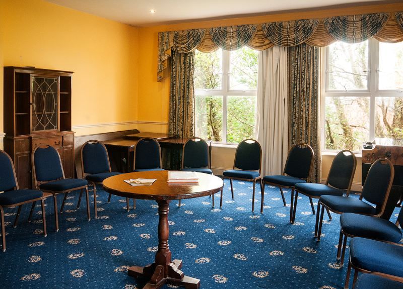 غرفة الاجتماعات