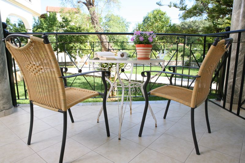 شرفة مرصوفة