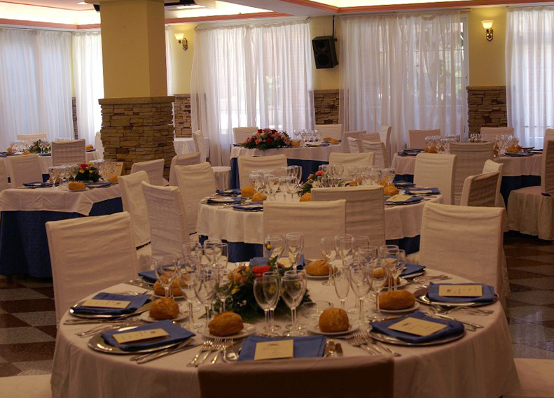 غرفة طعام صورة