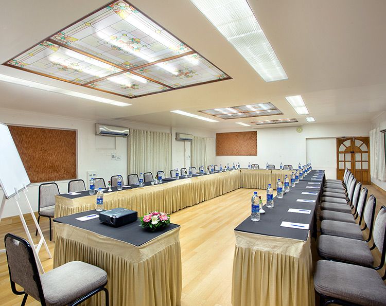 غرفة الاجتماعات