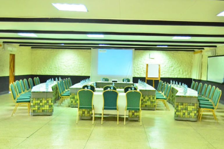 غرفة الاجتماعات