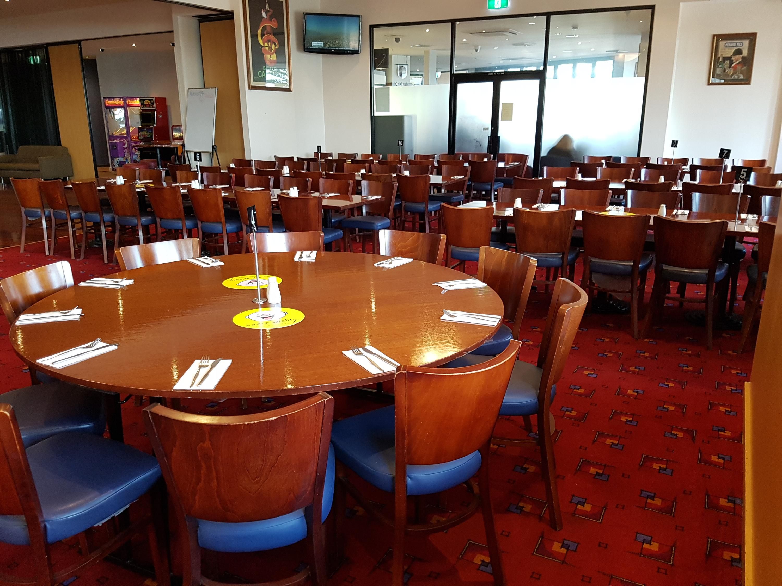 غرفة الاجتماعات