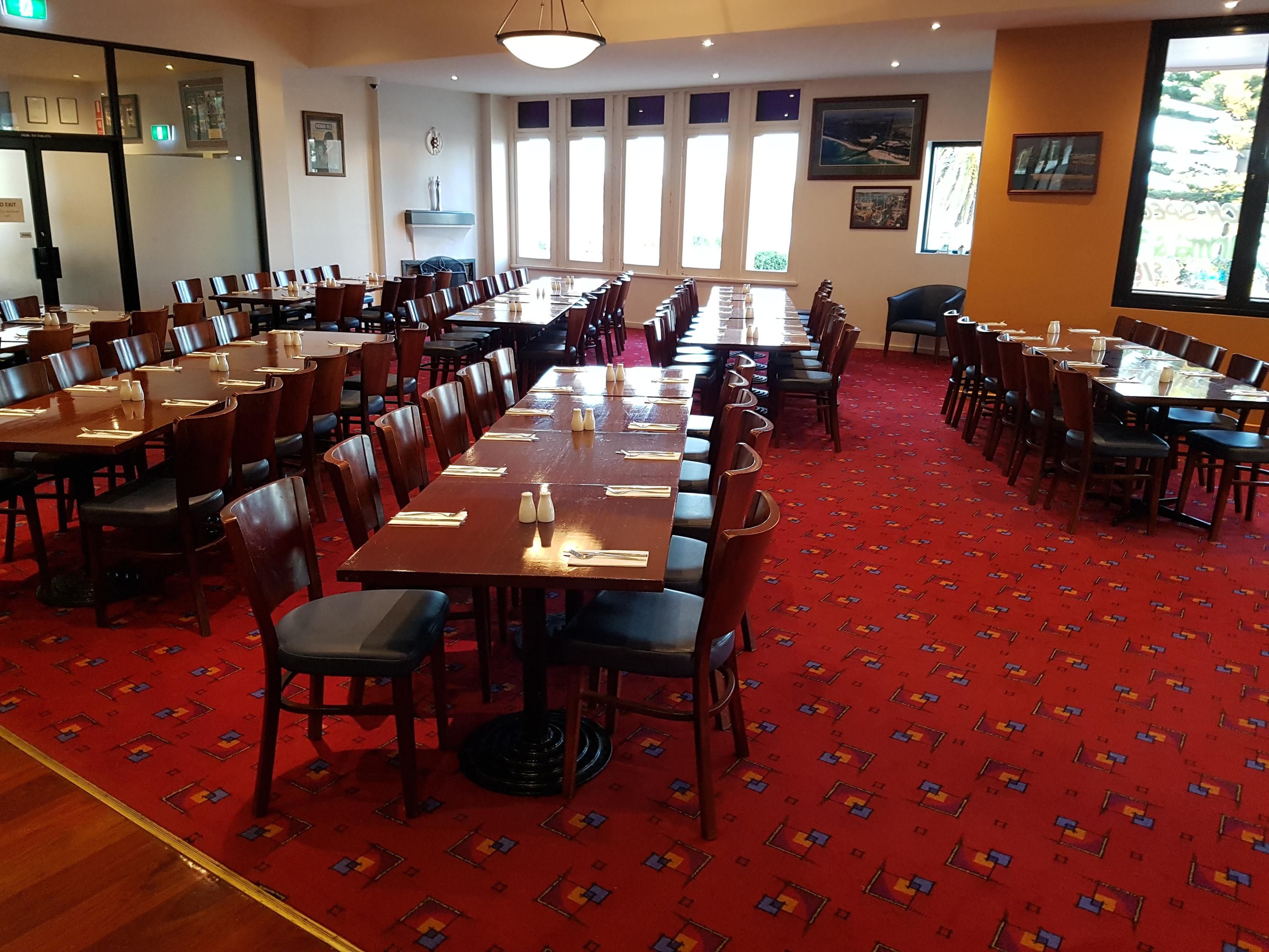 غرفة الاجتماعات