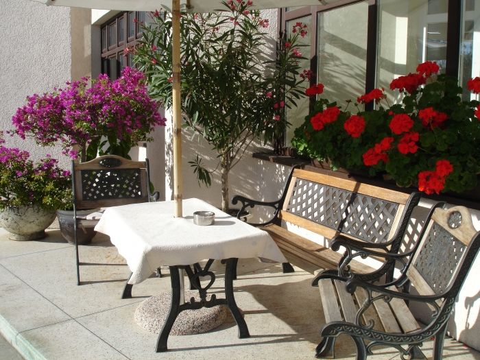 شرفة مرصوفة