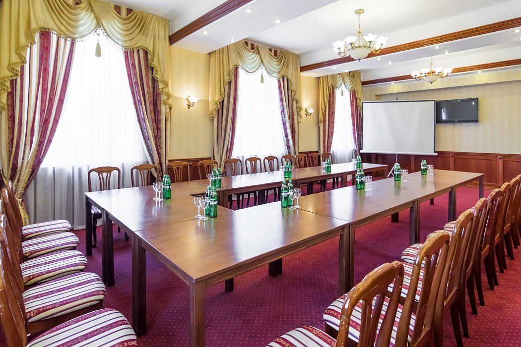 غرفة الاجتماعات