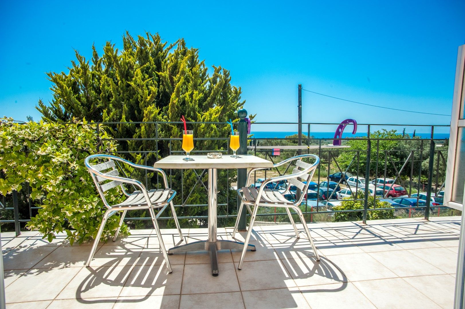 شرفة مرصوفة