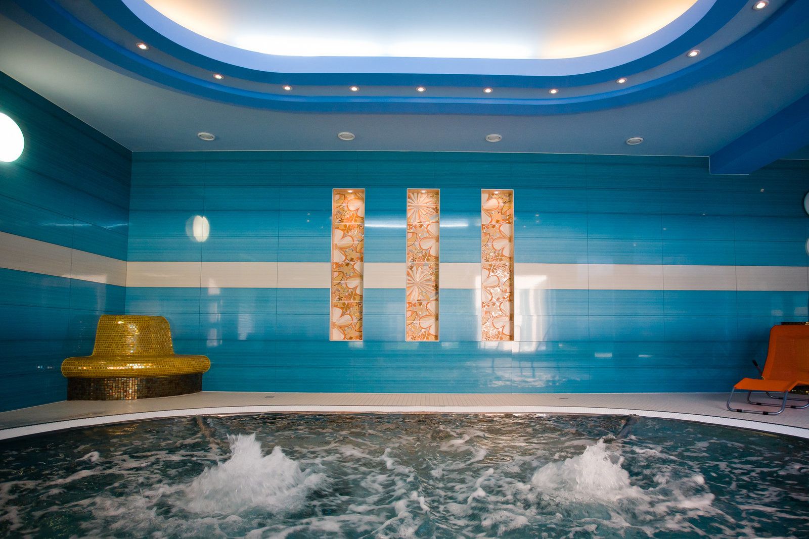 حوض السباحة صورة