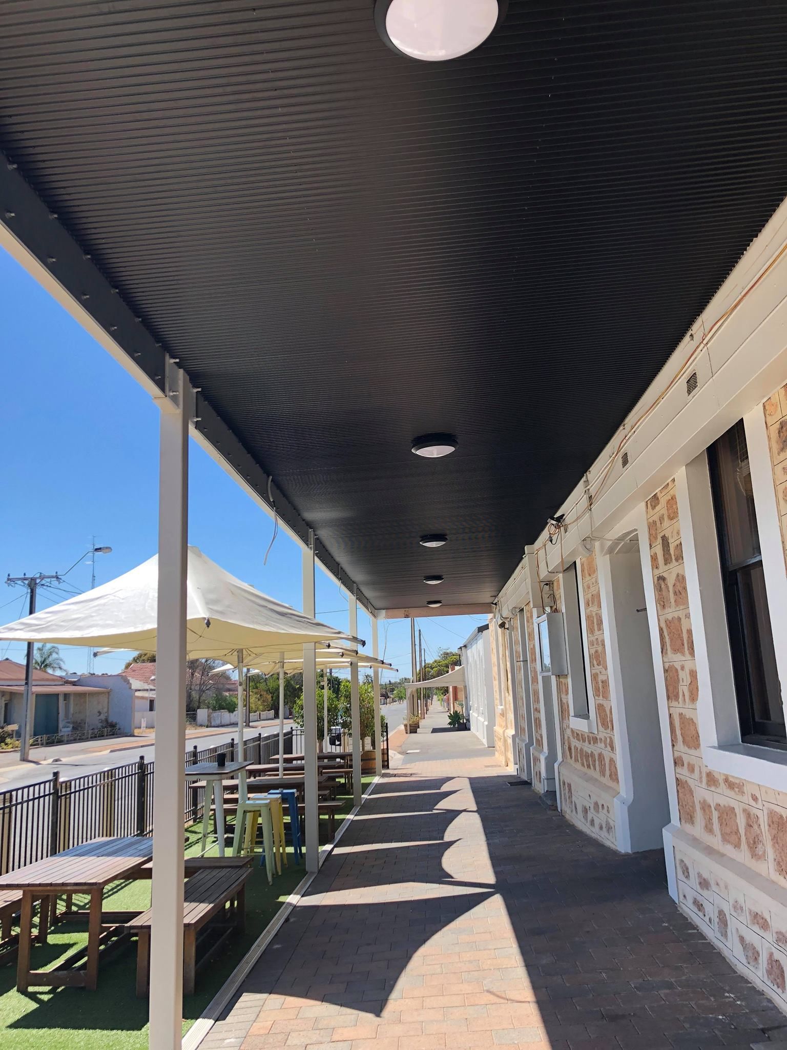 شرفة مرصوفة