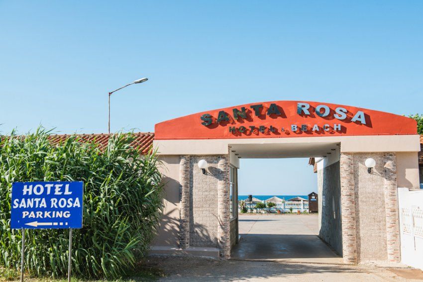 مدخل الفندق