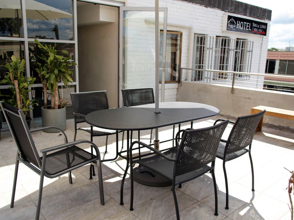 شرفة مرصوفة