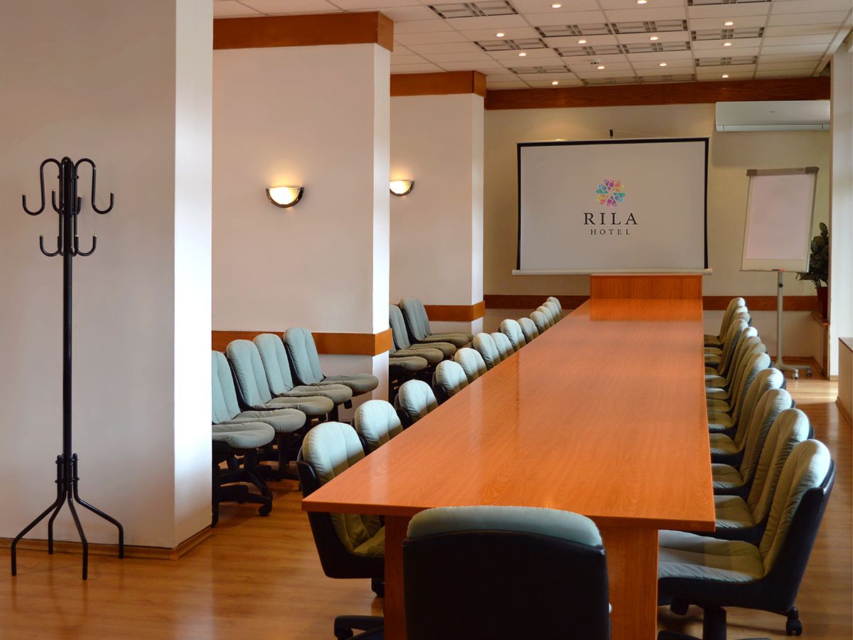 غرفة الاجتماعات