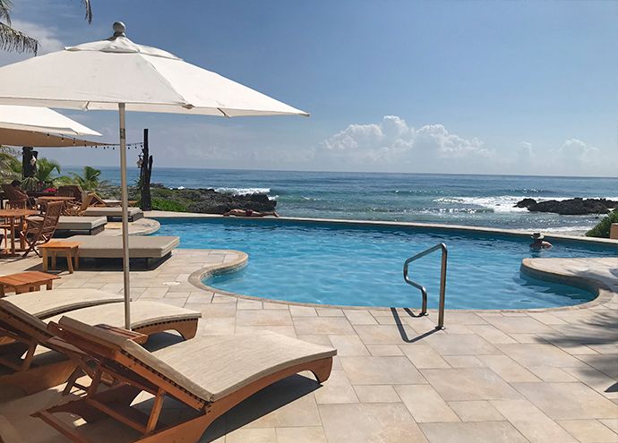 حوض السباحة صورة