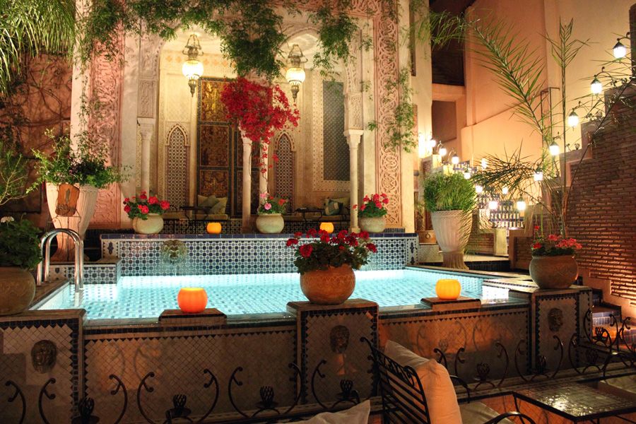 حوض السباحة صورة