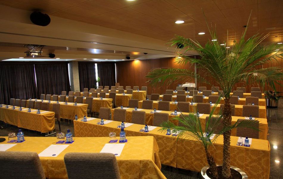 غرفة الاجتماعات