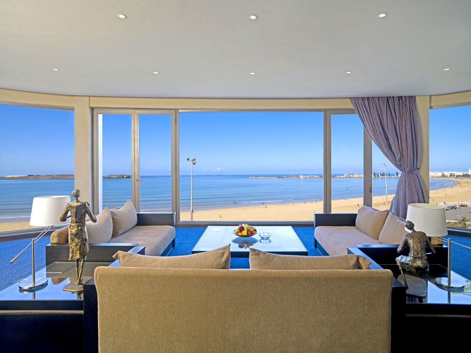 غرفة الاجتماعات