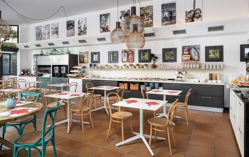 مطعم