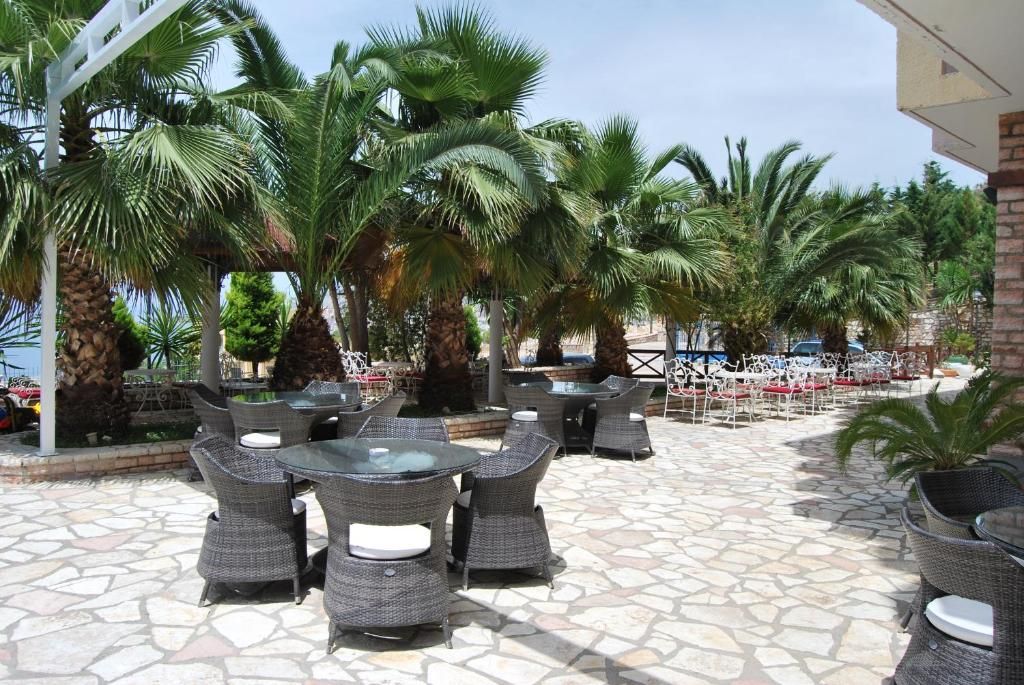 شرفة مرصوفة