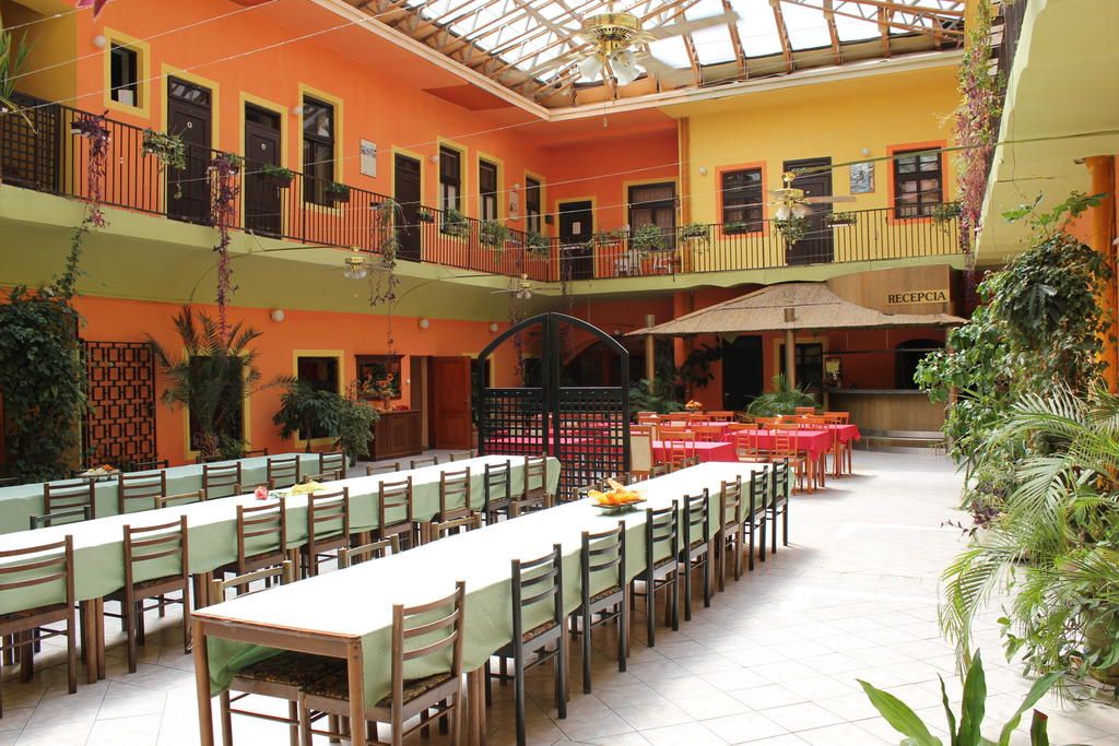 مرافق الفندق صورة