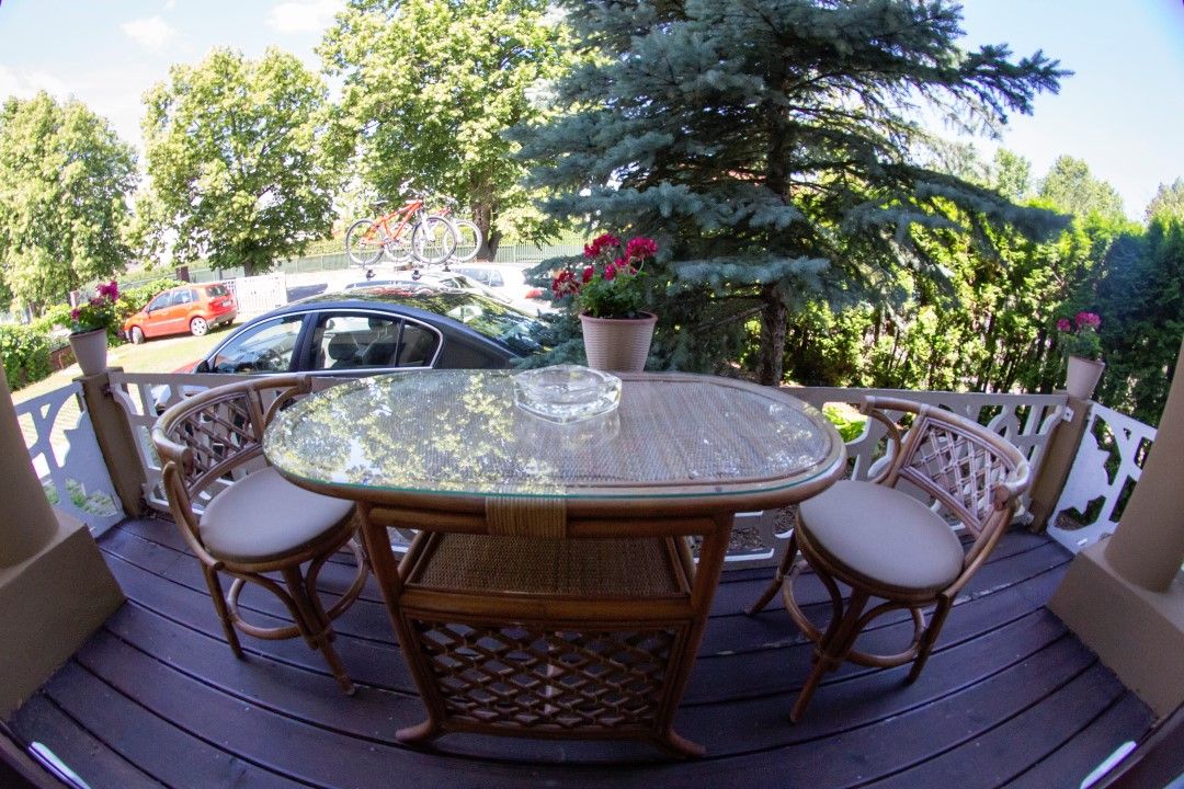 شرفة مرصوفة