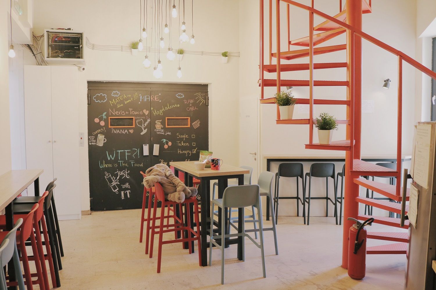 غرفة طعام صورة