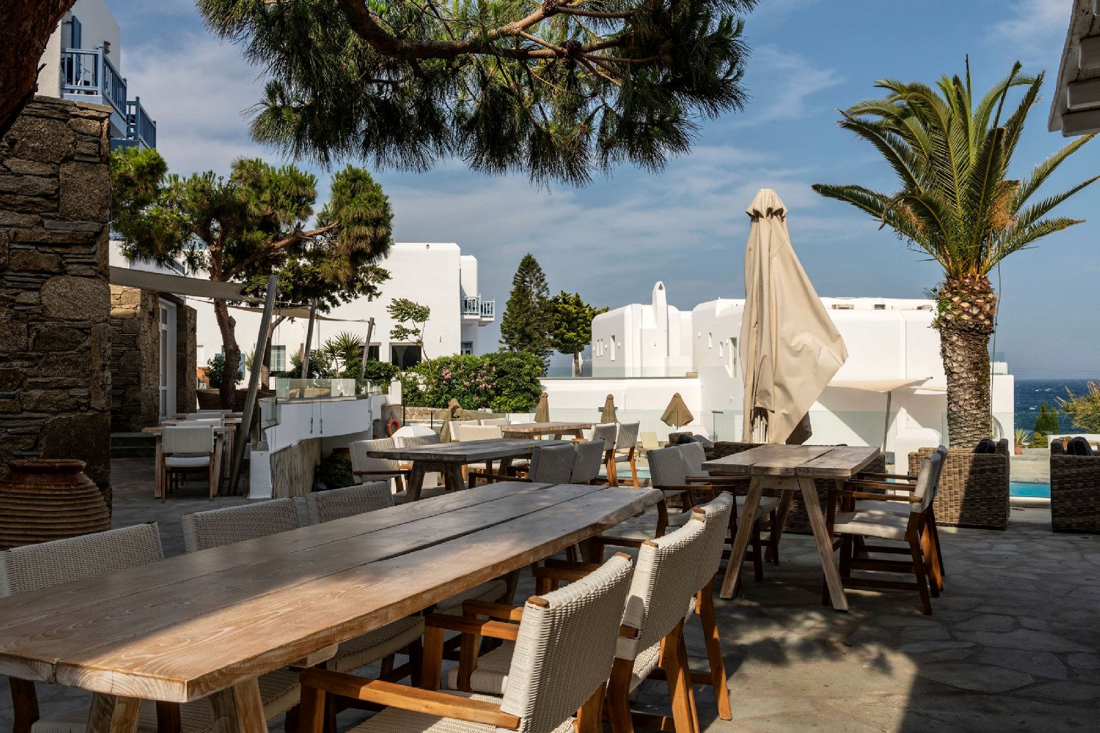 شرفة مرصوفة