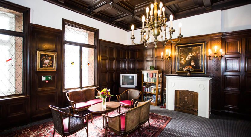 غرفة معيشة صورة